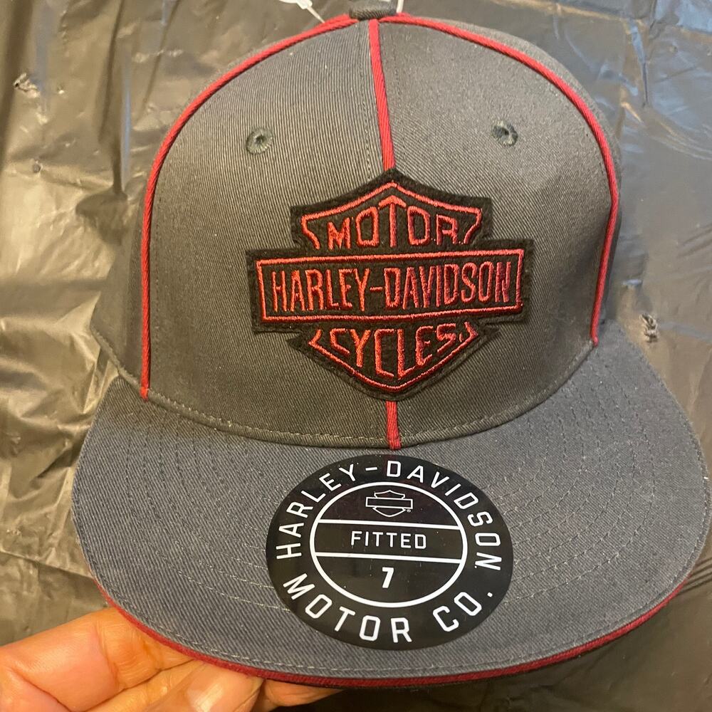 NWOT Harley Davidson Bar & Shield Baseball Fitted Hat - Cap Size 7 - Grey